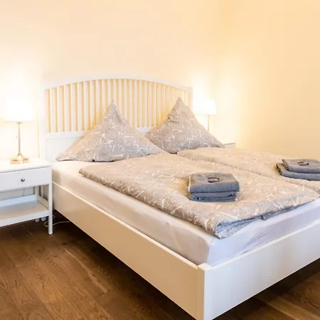 Weingut Sonnenberg * Bad Neuenahr-Ahrweiler