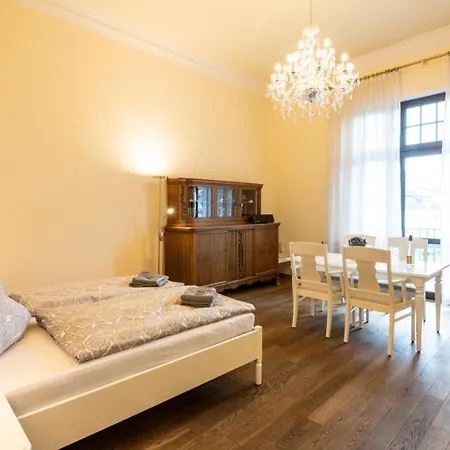 Weingut Sonnenberg * Bad Neuenahr-Ahrweiler