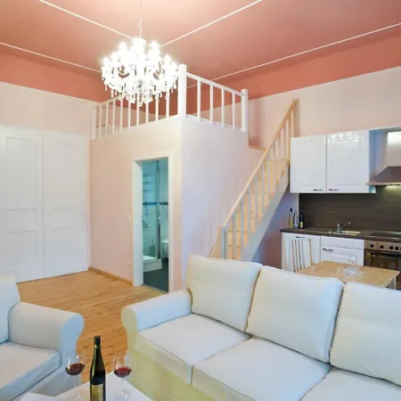 Weingut Sonnenberg * Bad Neuenahr-Ahrweiler