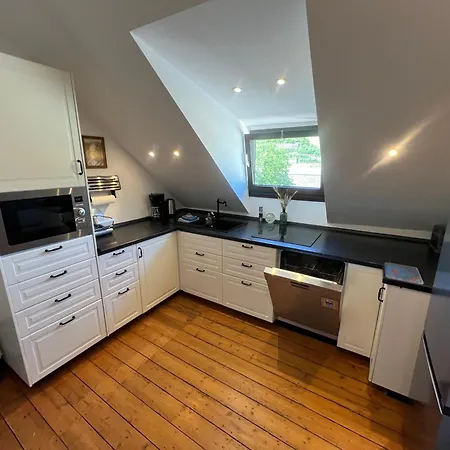 Weingut Sonnenberg * Bad Neuenahr-Ahrweiler