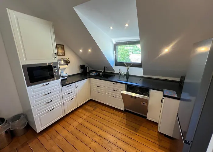 Weingut Sonnenberg * バート・ノイェンアール・アールヴァイラー